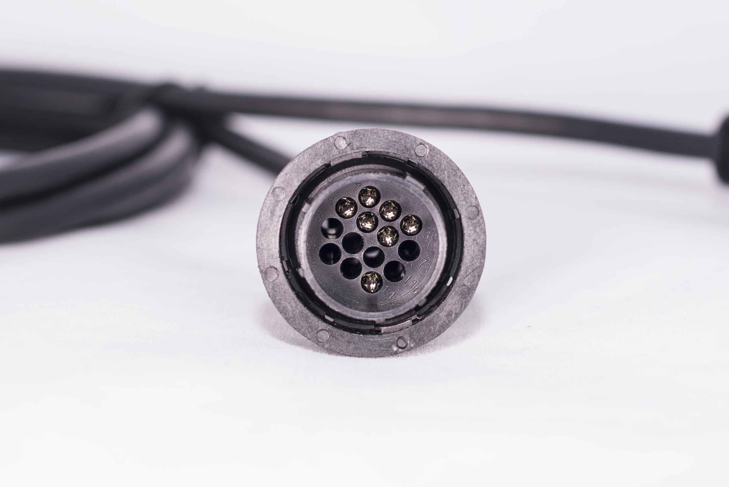 MB Проводка и OBDII Разъем (F32GN051)